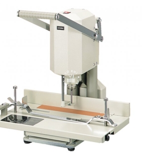 Máy khoan giấy UCHIDA VS-55