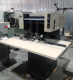 MÁY KHOAN LỖ GIẤY UCHIDA 2 ĐẦU